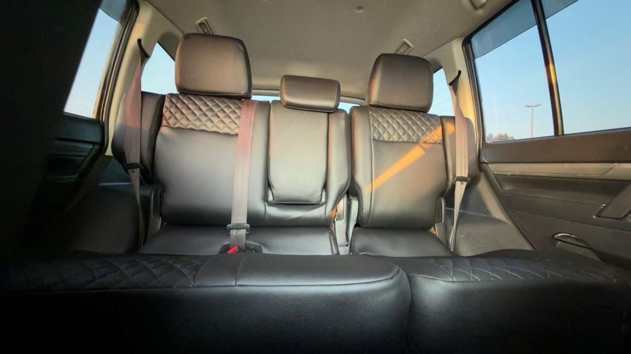 ميتسوبيشي باجيرو -