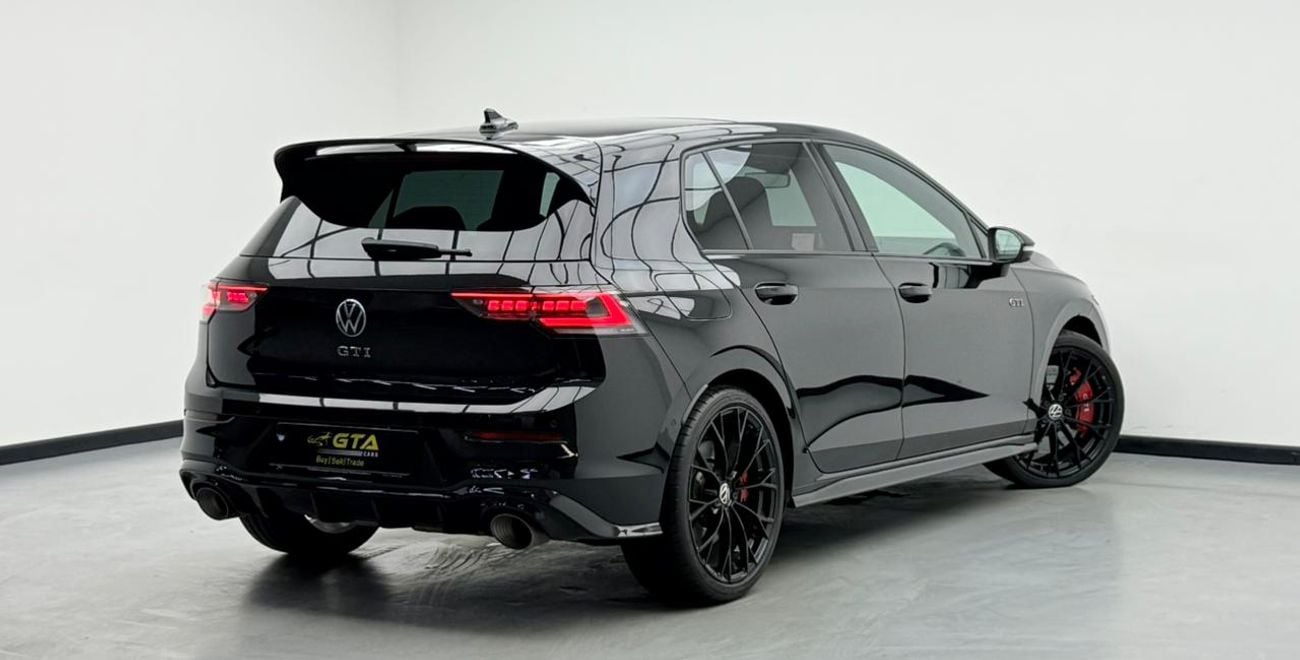 Volkswagen Golf GTI SEL 2.0T 2025 Volkswagen Golf GTI, Warranty, Full Agency Service History, GCC