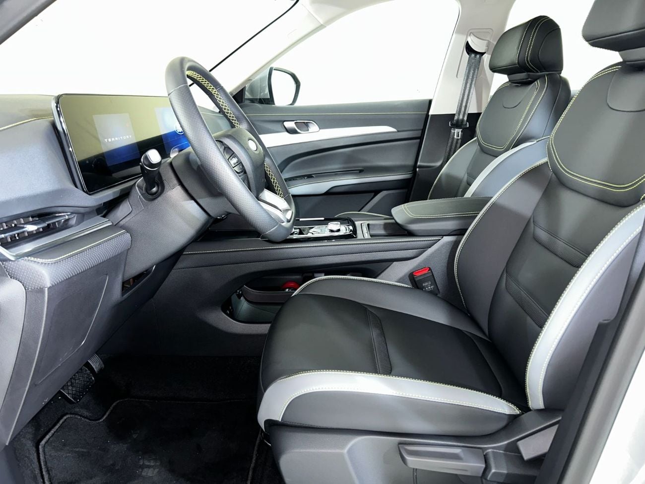 Ford Territory TREND TER2126H 1.5 FHEV / AL TAYER MOTORS AL QOUZ SHOWROOM