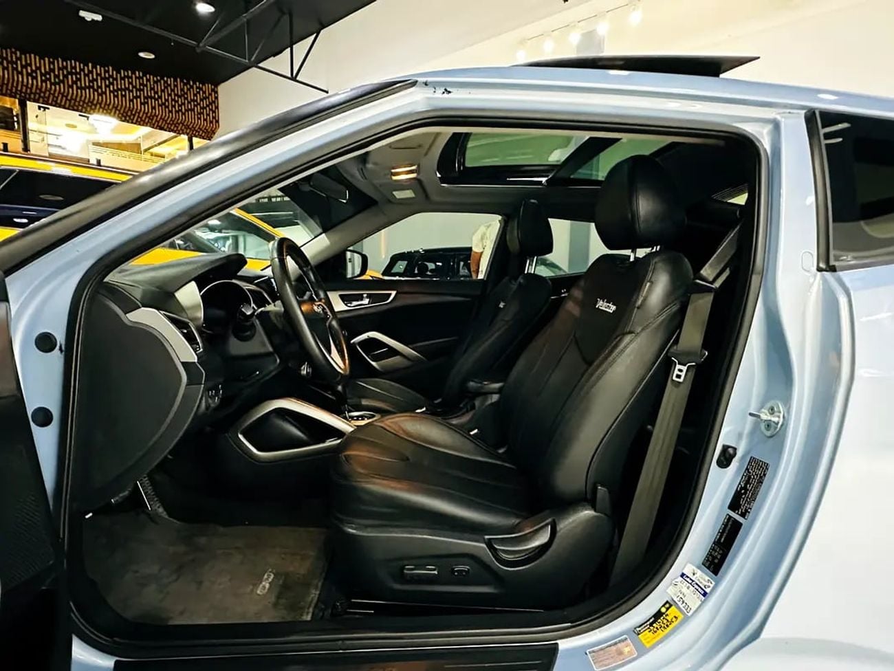Hyundai Veloster GLS 1.6L