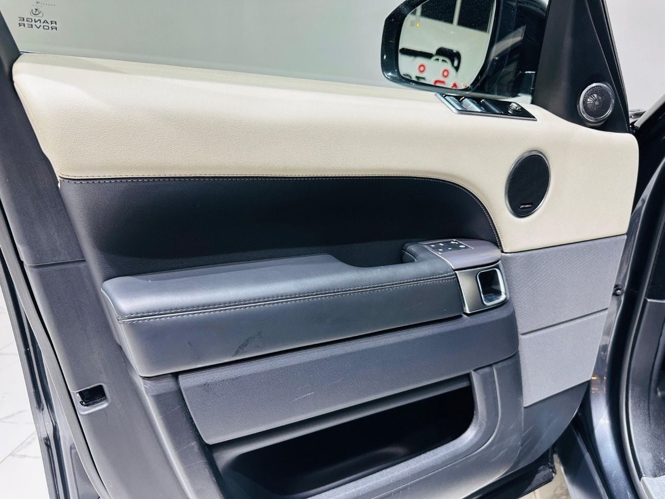 لاند روفر رينج روفر سبورت HSE 3.0L (340 HP)