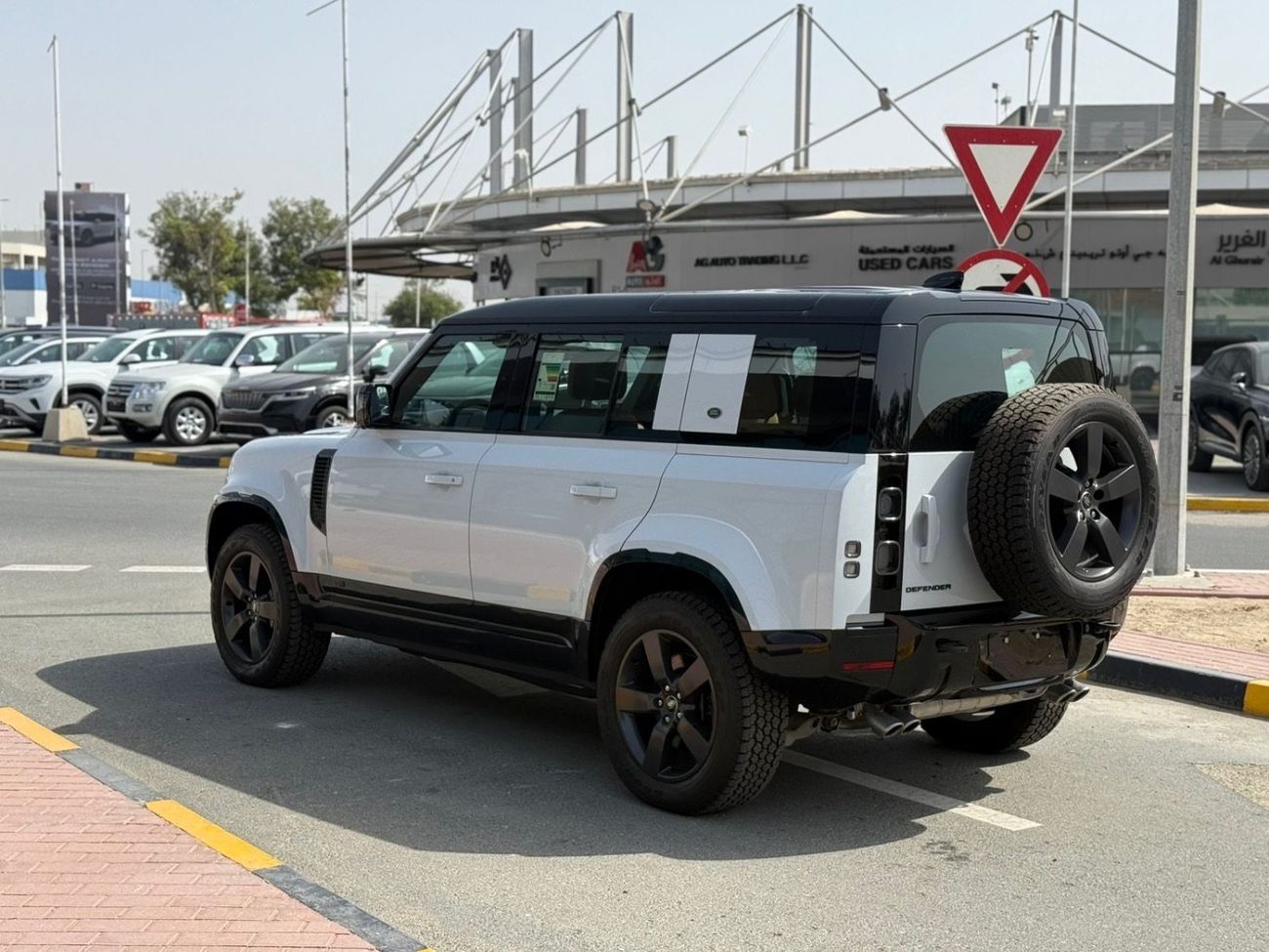 Land Rover Defender 110 X P525 5.0L