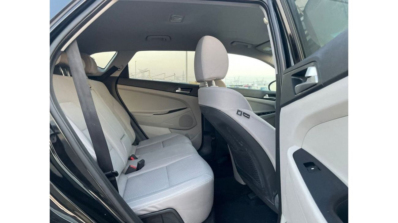 Hyundai Tucson 2019 Hyundai Tucson 2.0L V4 SEL Premium Push Start Electric Seat With Radar - 86,000 Mileage