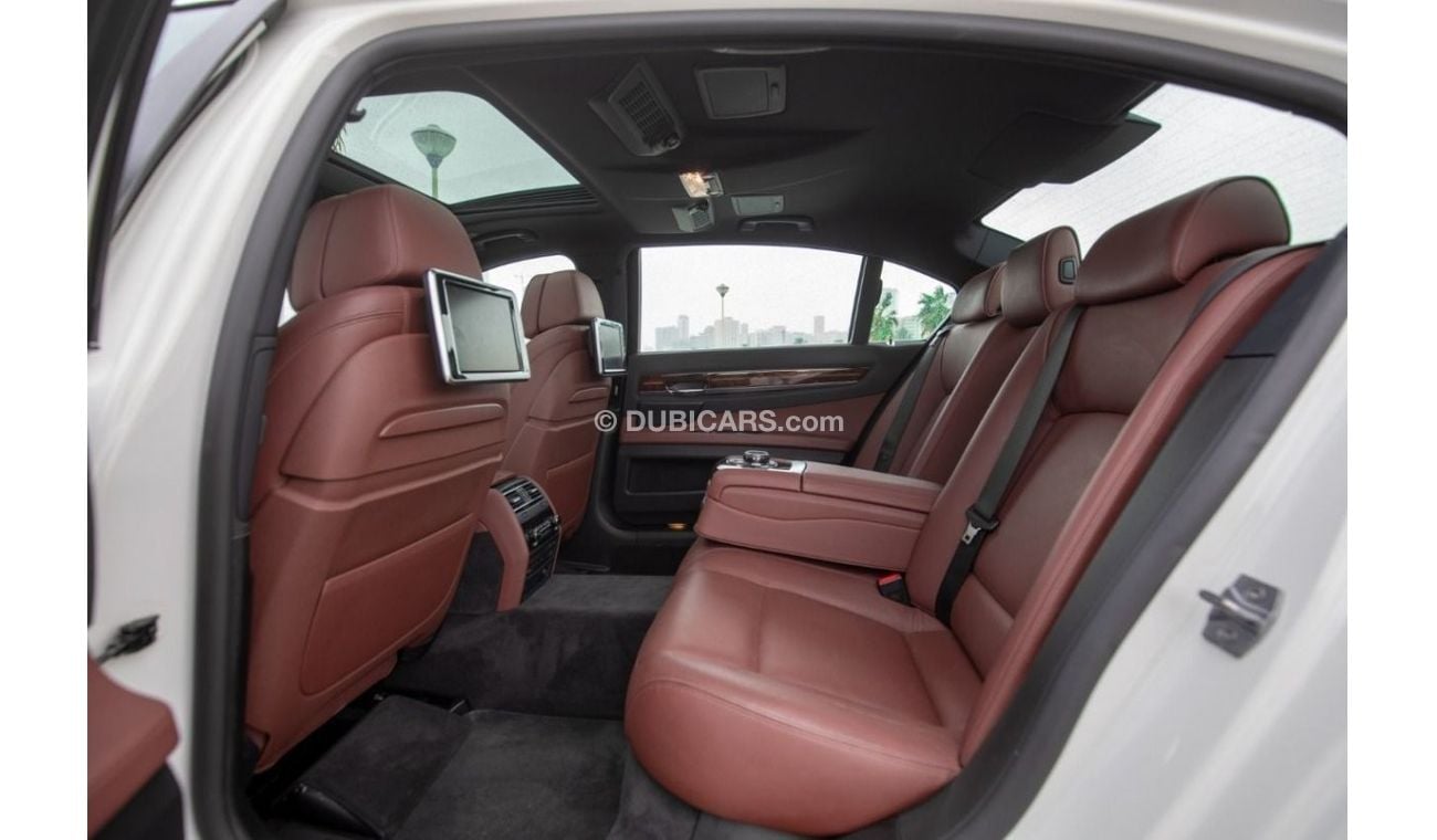 بي أم دبليو 740Li بي أم دبليو 740 Li خليجي 6 سلندر كامل المواصفات