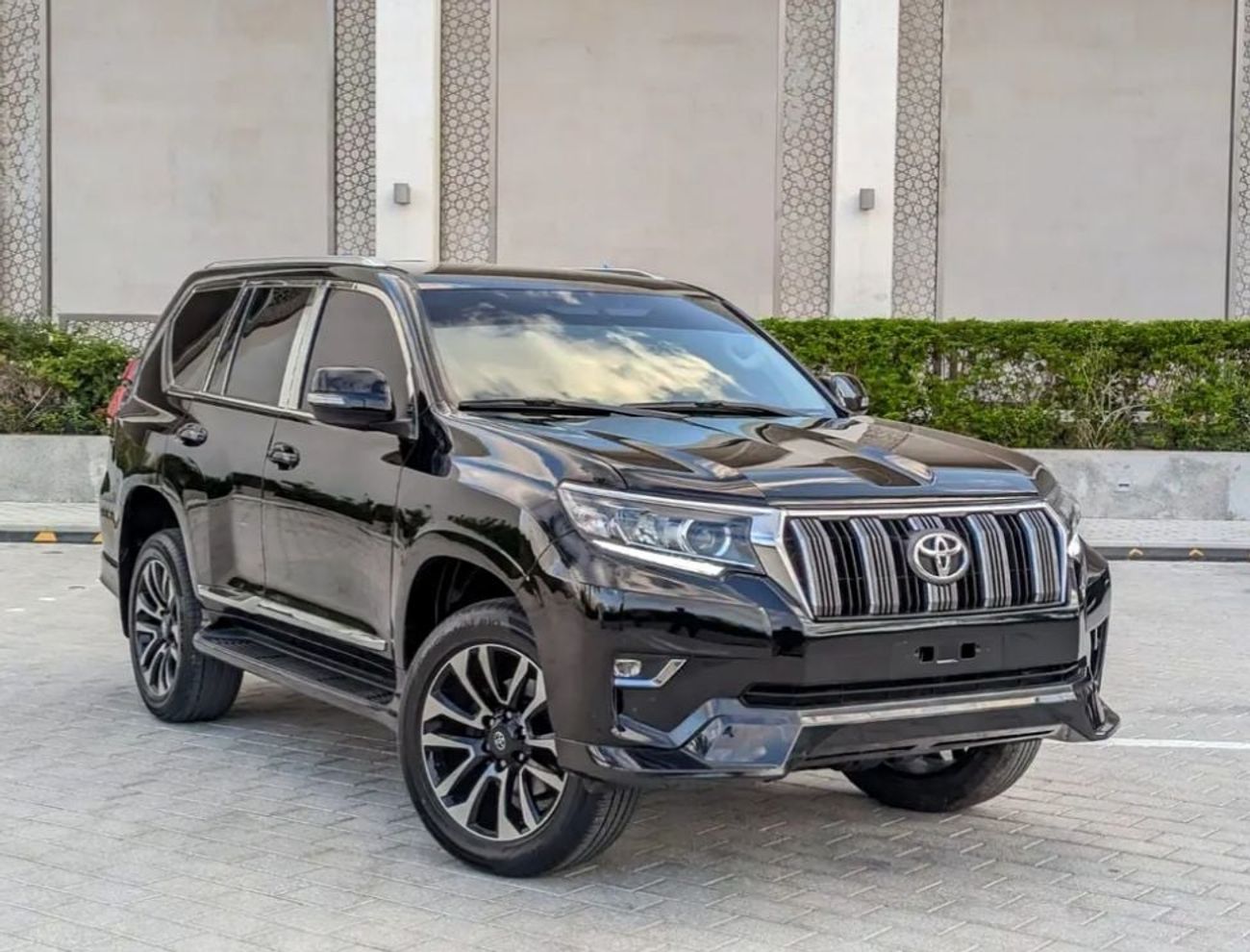Toyota Prado Toyota prado 2019Model 2.7 petrol Engine Colour Black Transmission Automatic Interior Brown leathers