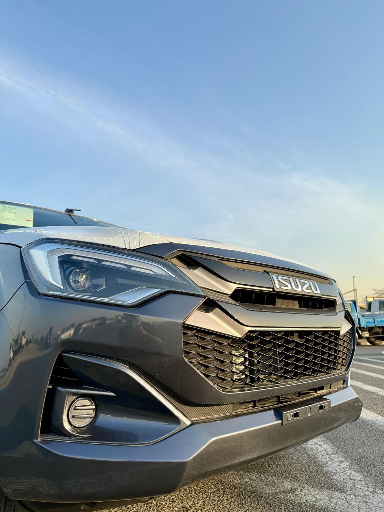 Isuzu DMax ISUZZ -D-MAX - SiNGLE CAB - 4x2 - 1.9L - DiESEL - GRAY