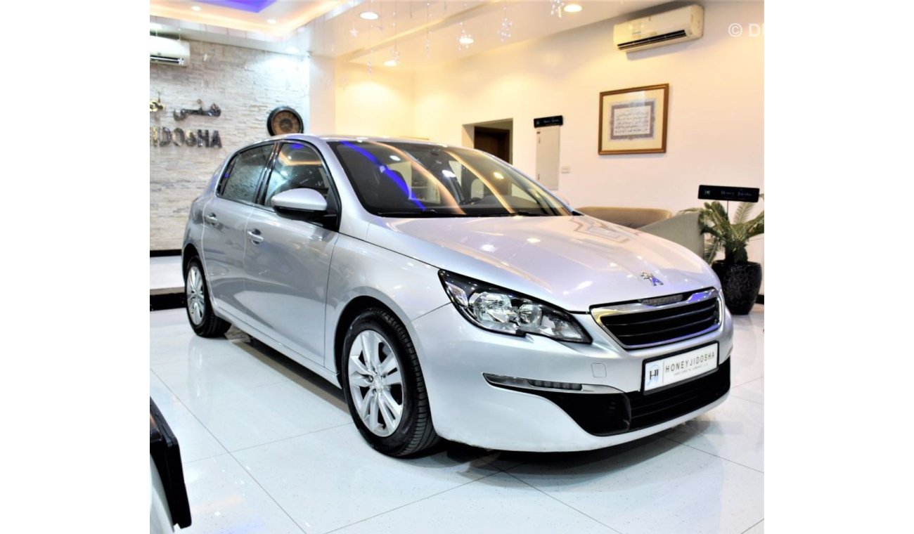 بيجو 308 SUPER NEAT & LOW MILEAGE Peugeot 308 Hatchback 2015 Model!! in Silver Color! GCC Specs