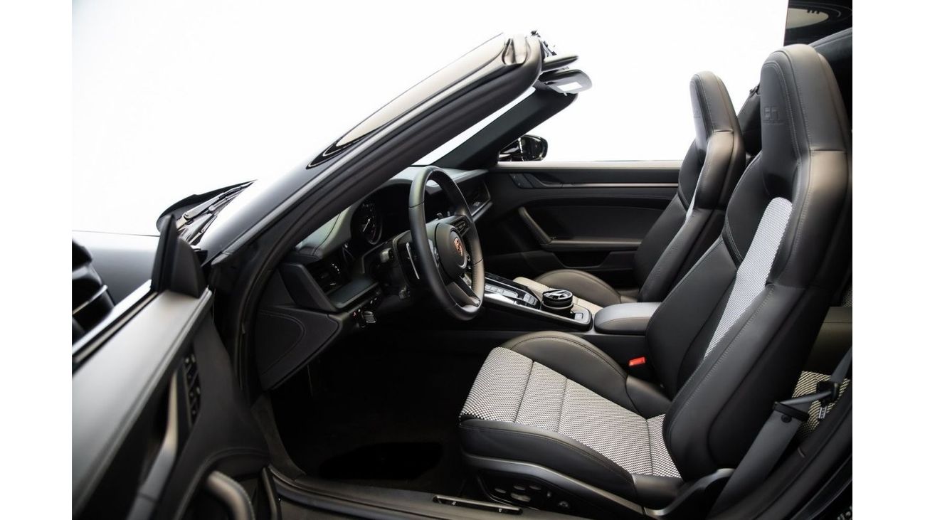 Porsche 911 GTS 50TH ANNIVERSARY | WARRANTY JUN 2025