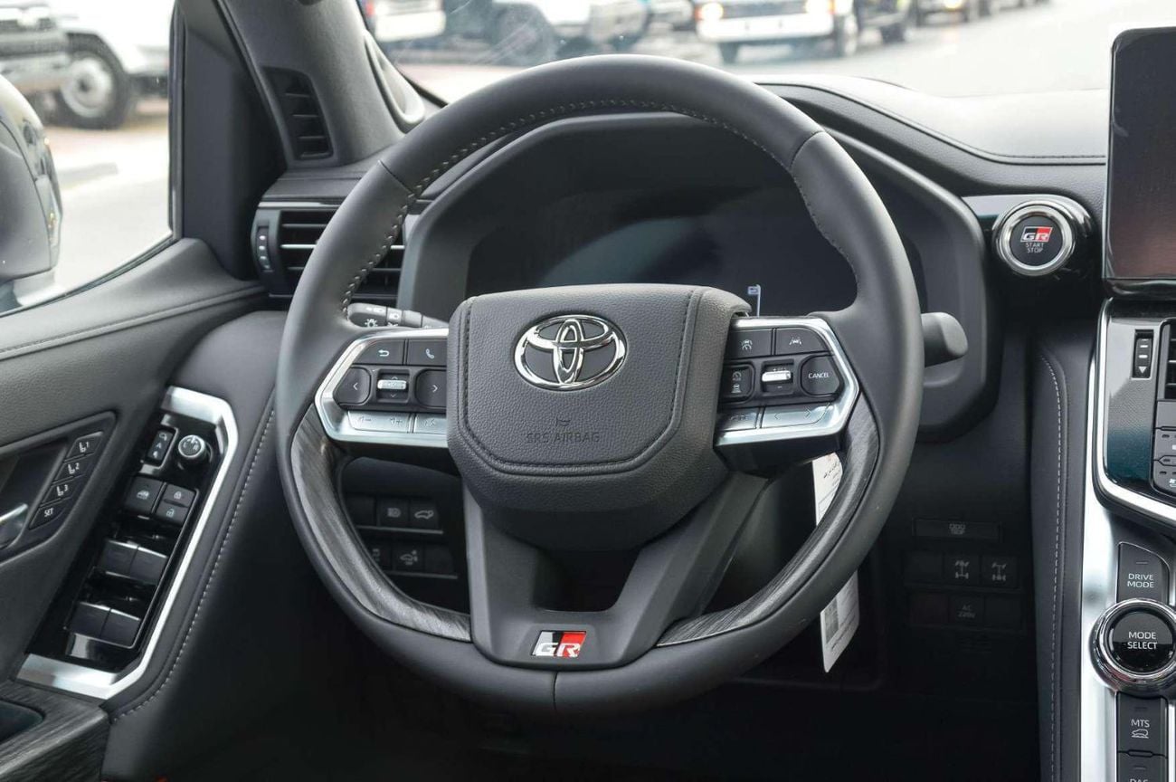 تويوتا لاند كروزر GR SPORT 3.5L 4WD PETROL SUV 2026