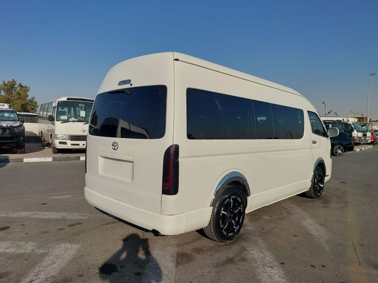 تويوتا هاياس TOYOTA HIACE COMMUTER VAN RHD 2014 MODEL 3.0 L DIESEL AUTOMATIC(PM21971)
