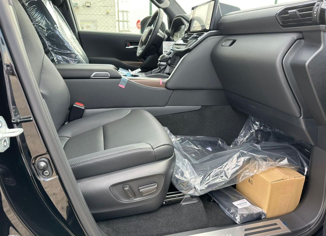 تويوتا لاند كروزر 2025 Toyota Land Cruiser GXR 4.0L AT Petrol (High Option)