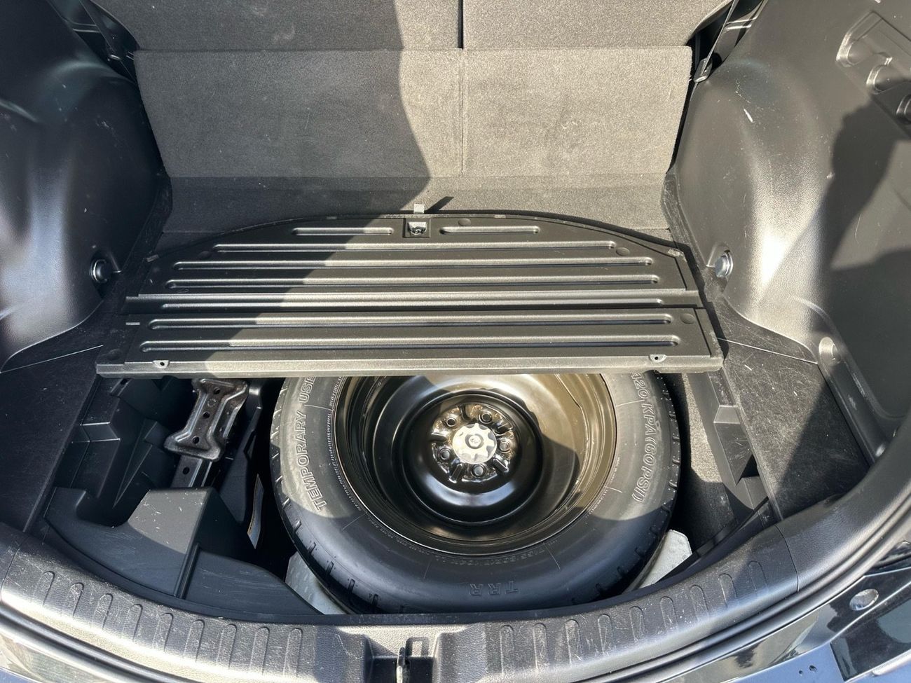 تويوتا راف ٤ 4WD