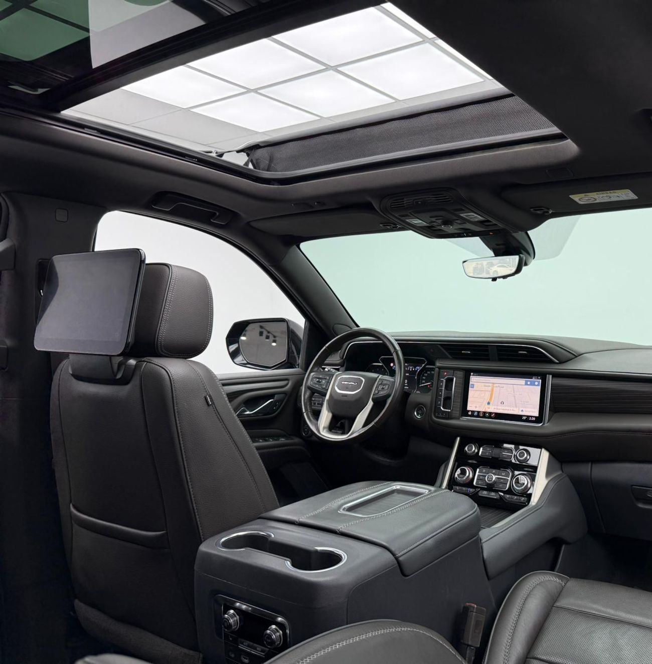 جي أم سي يوكون 2021 GMC Yukon Denali, Dec/2026 GMC Warranty + Service Package, GMC Full Service History, GCC