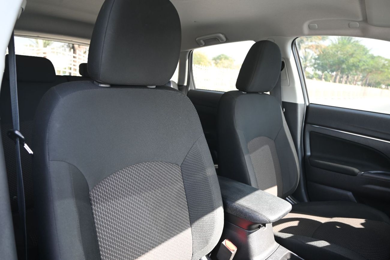 Mitsubishi ASX GLX Mid 2.0L FWD APPLE CAR PLAY - 770 AED - MITSUBISHI ASX 2.0 GLX 2022 - LOW MILEAGE - GCC SPECS