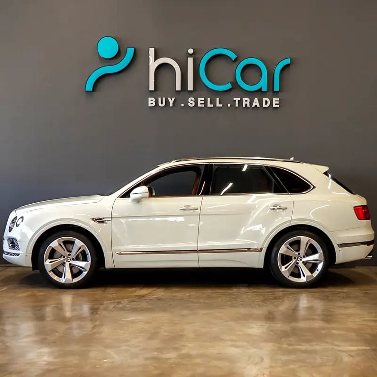 بنتلي بينتايجا 6,508 p.m • 0% Downpayment • • 1 Year Warranty