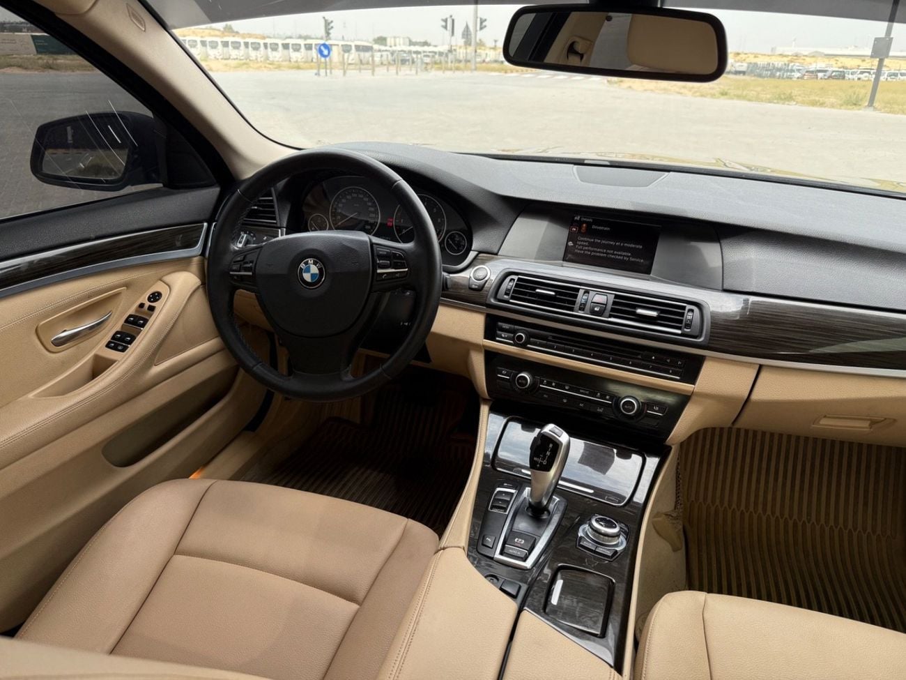 بي أم دبليو 520i Low 2.0L