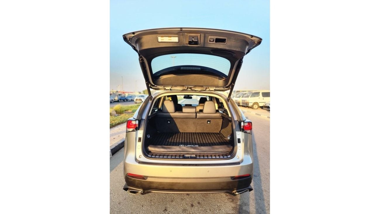 Lexus NX200t LEXUS NX 200t