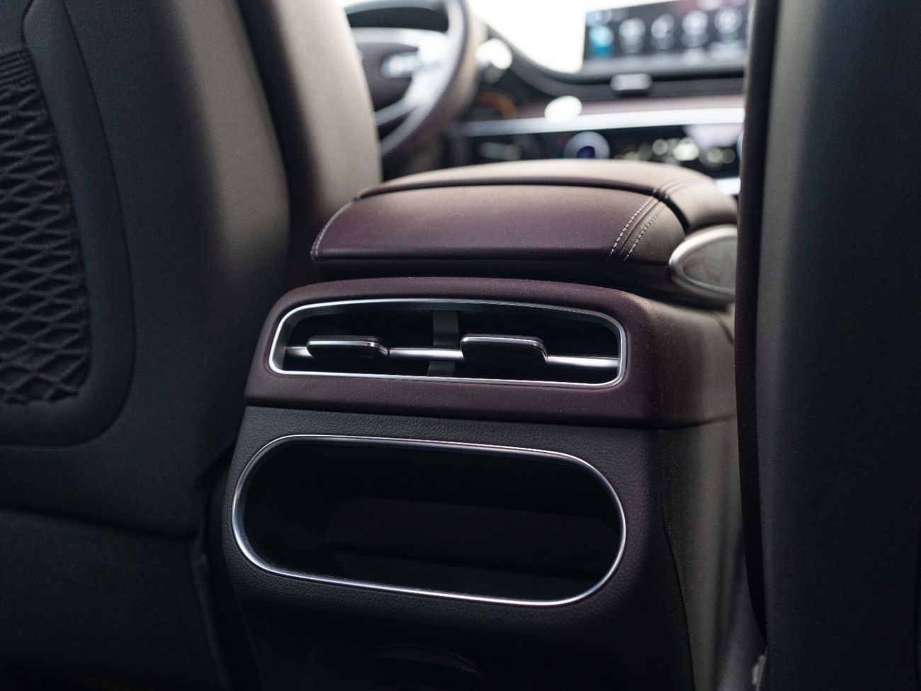 Genesis GV70 Premium 2.5L AWD