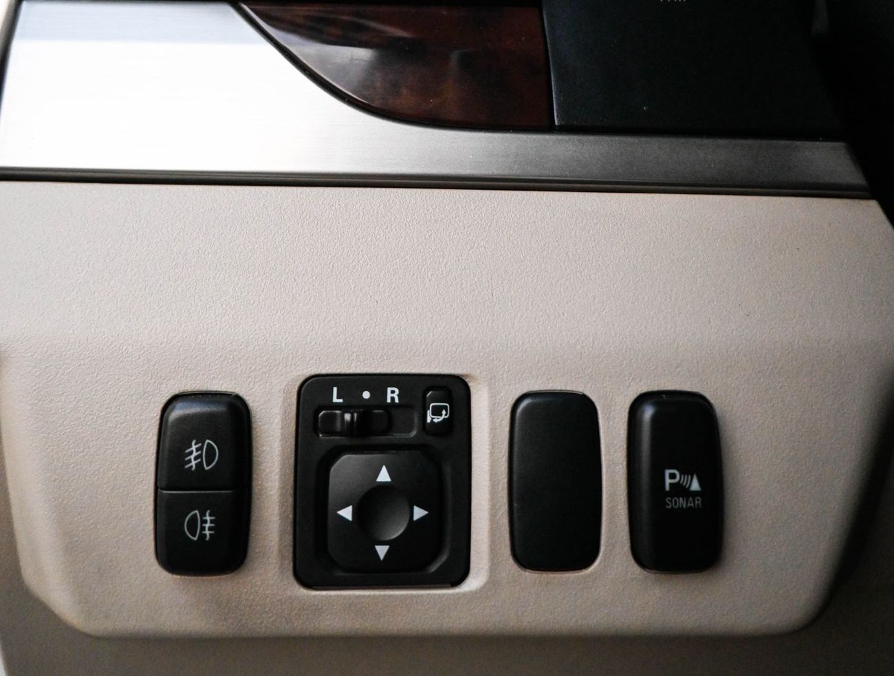 ميتسوبيشي باجيرو MITSUBISHI PAJERO 2017 GLS 3.8L GCC IN EXCELLENT CONDITION