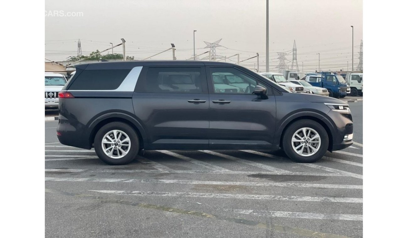 Kia Carnival 2022 Kia Carnival LXS 3.3L V6 - 7 Seater - UAE PASS