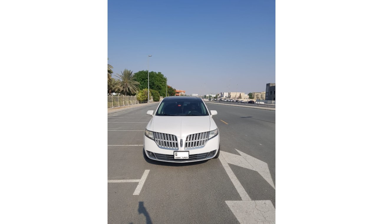 Lincoln MKT TOP OF RANGE//LINCOLN//GCC//760/- MONTHLY//0%DOWN PAYMENT//7 SEATS