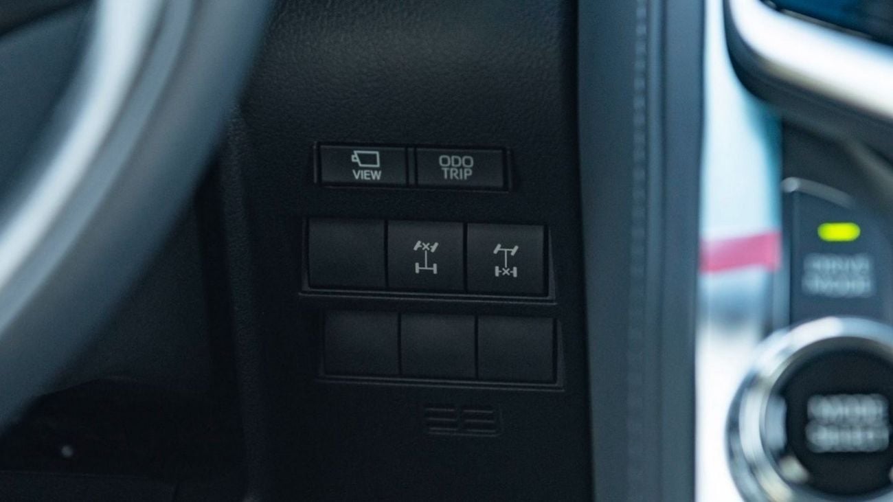 تويوتا لاند كروزر Land cruiser GR sport 3.5L petrol twin turbo 2023