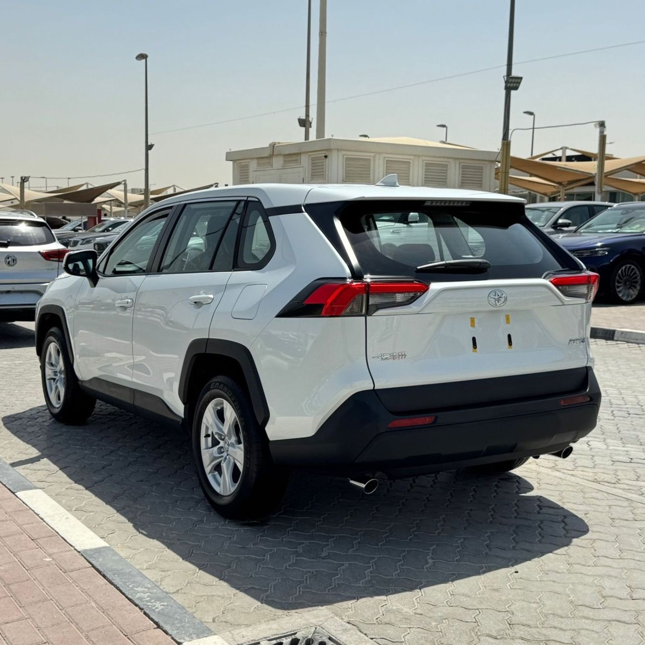 Toyota RAV4 2025.2.0L