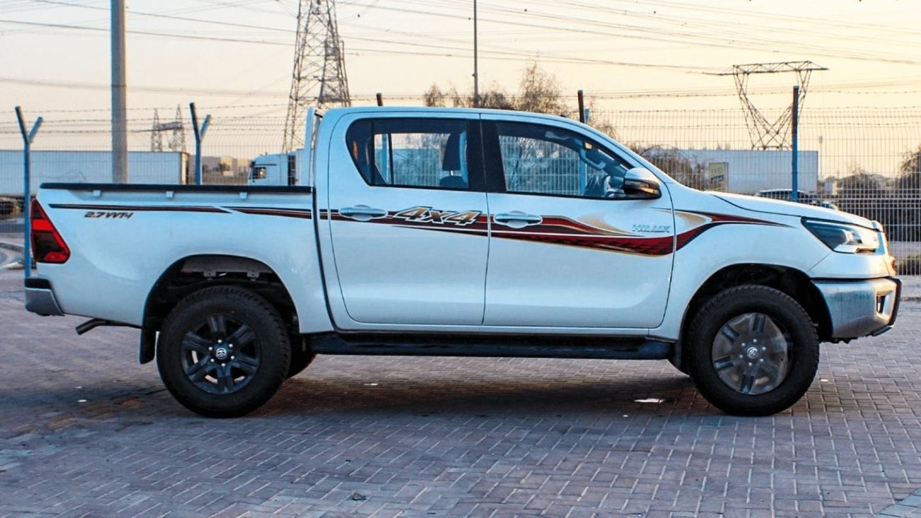 تويوتا هيلوكس HILUX GLX 2.7L MT PETROL