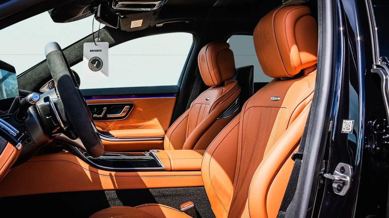 Mercedes-Benz S 63 AMG S63 AMG BRABUS B930 BLACK/BROWN +4SEATS+4D