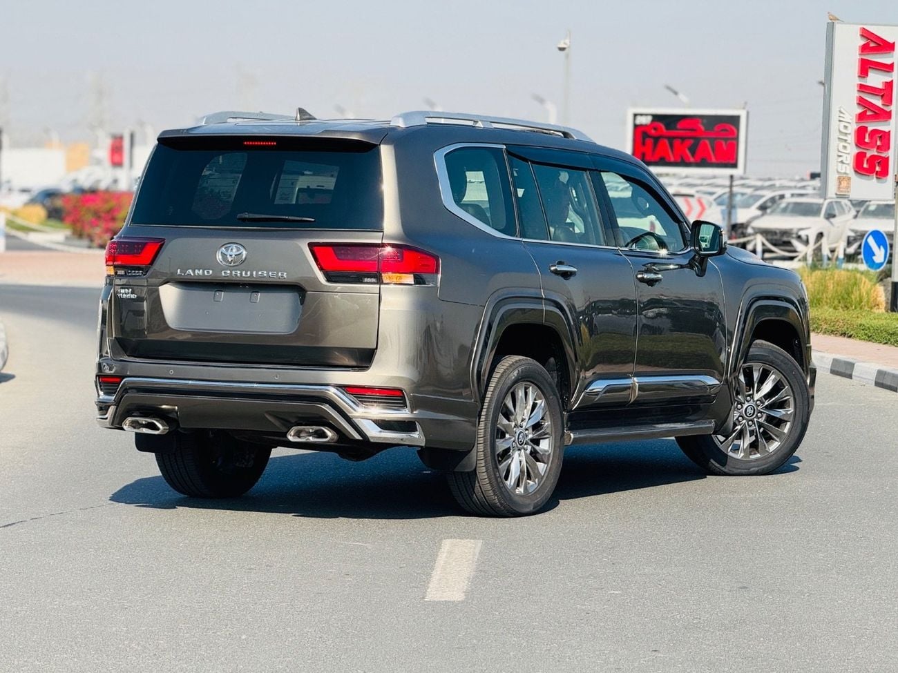 Toyota Land Cruiser Toyota Land Cruiser VXR RHD top of the range