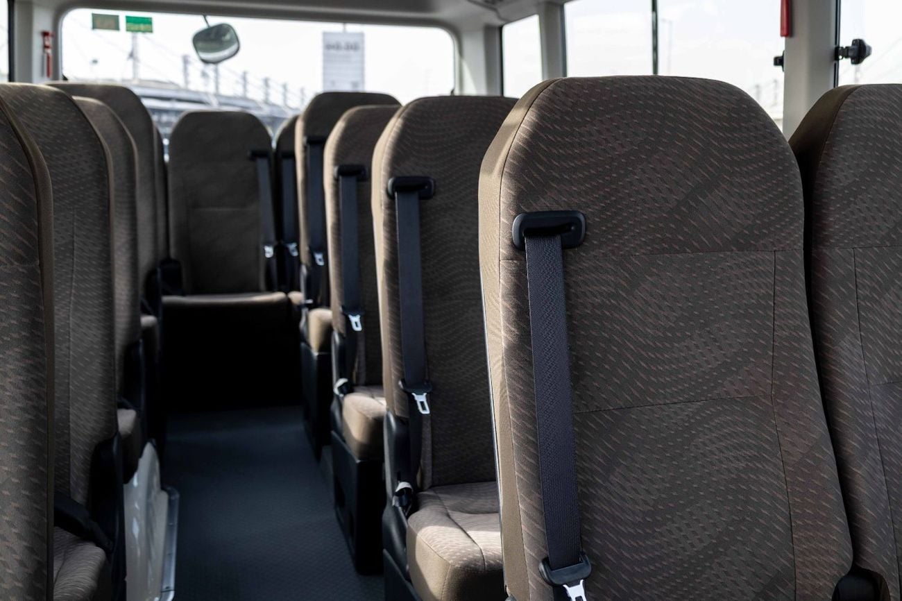 تويوتا كوستر 23 Seater 4.2L - White Inside Grey | Export Only