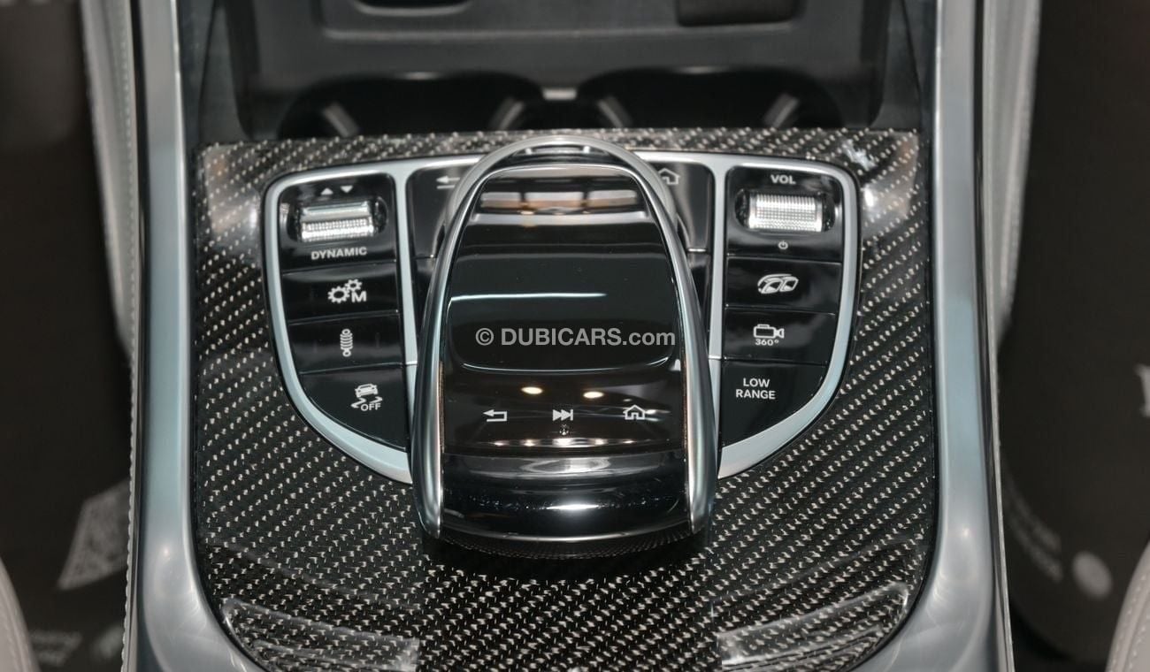 Mercedes-Benz G 63 AMG MERCEDES-BENZ G63 AMG BITURBO  DOUBLE NIGHT PACKAGE, MAYBACH WHEELS, FULL CARBON. IN EXCELLENT CONDI