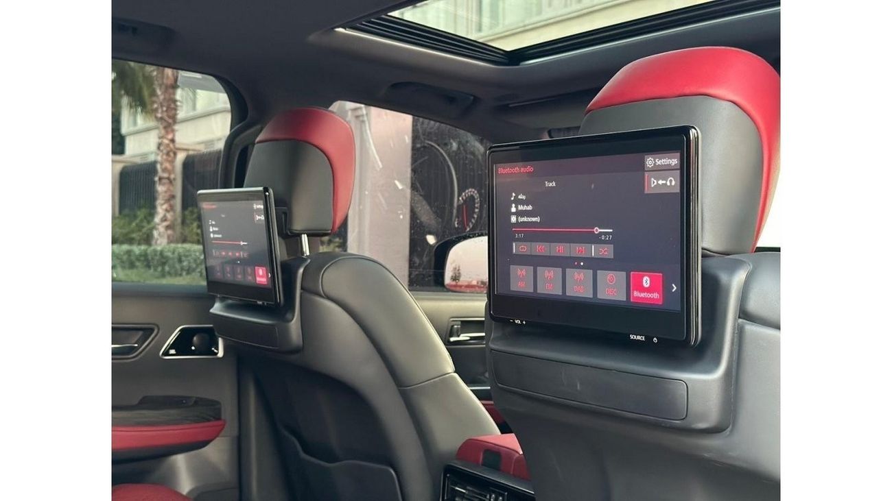 Toyota Land Cruiser GR-S TOYOTA LAND CRUISER GR MODEL 2022 GCC SPECS UNDER WARANTY + SERVICE CONTRACT NO ACCIDENT OR PAI