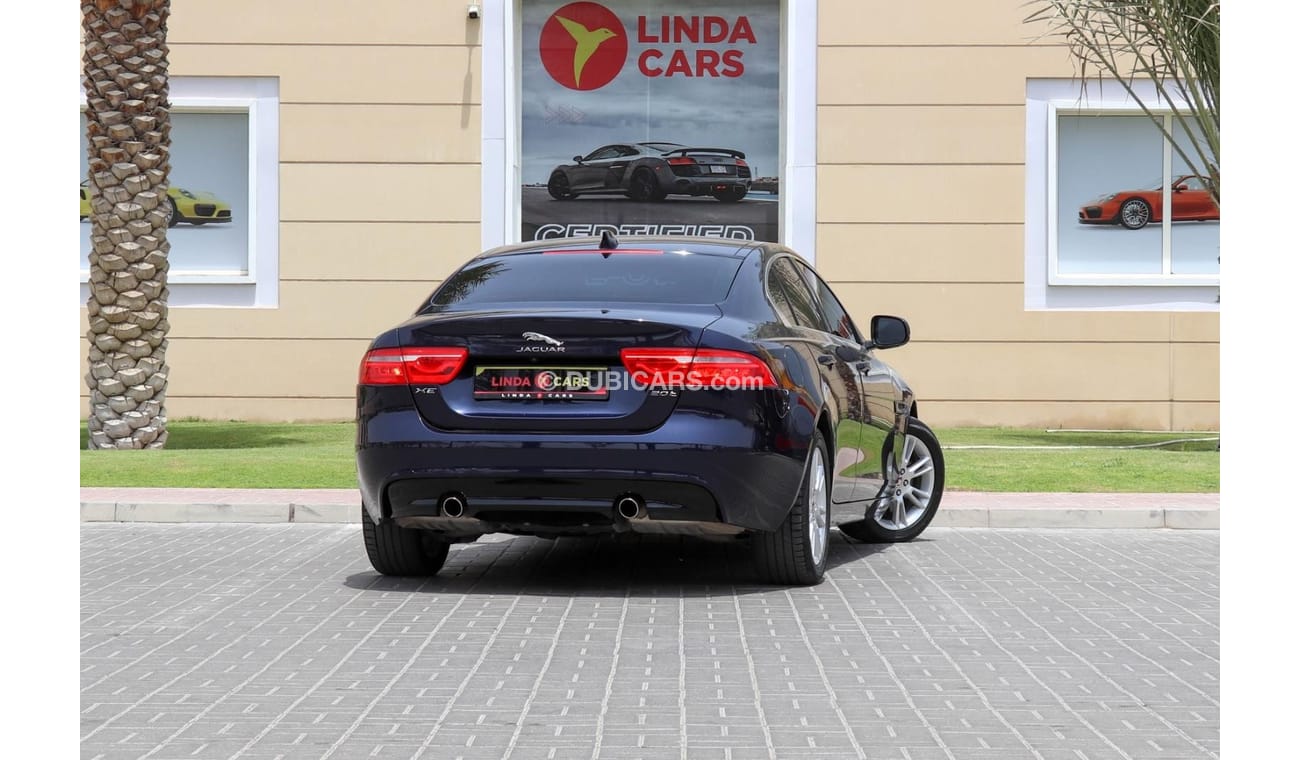 Jaguar XE