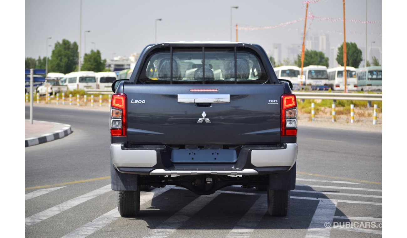 Mitsubishi L200 Double Cab Pickup S GLX 2.4L Diesel 4wd Manual