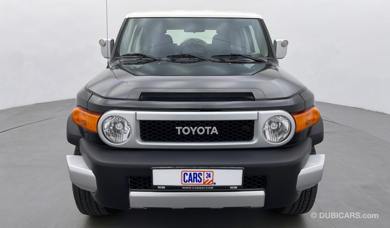 Toyota FJ Cruiser GXR 4 | Under Warranty | Inspected on 150+ parameters