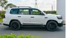 Toyota Land Cruiser 4.0 Petrol Black Edition Modified