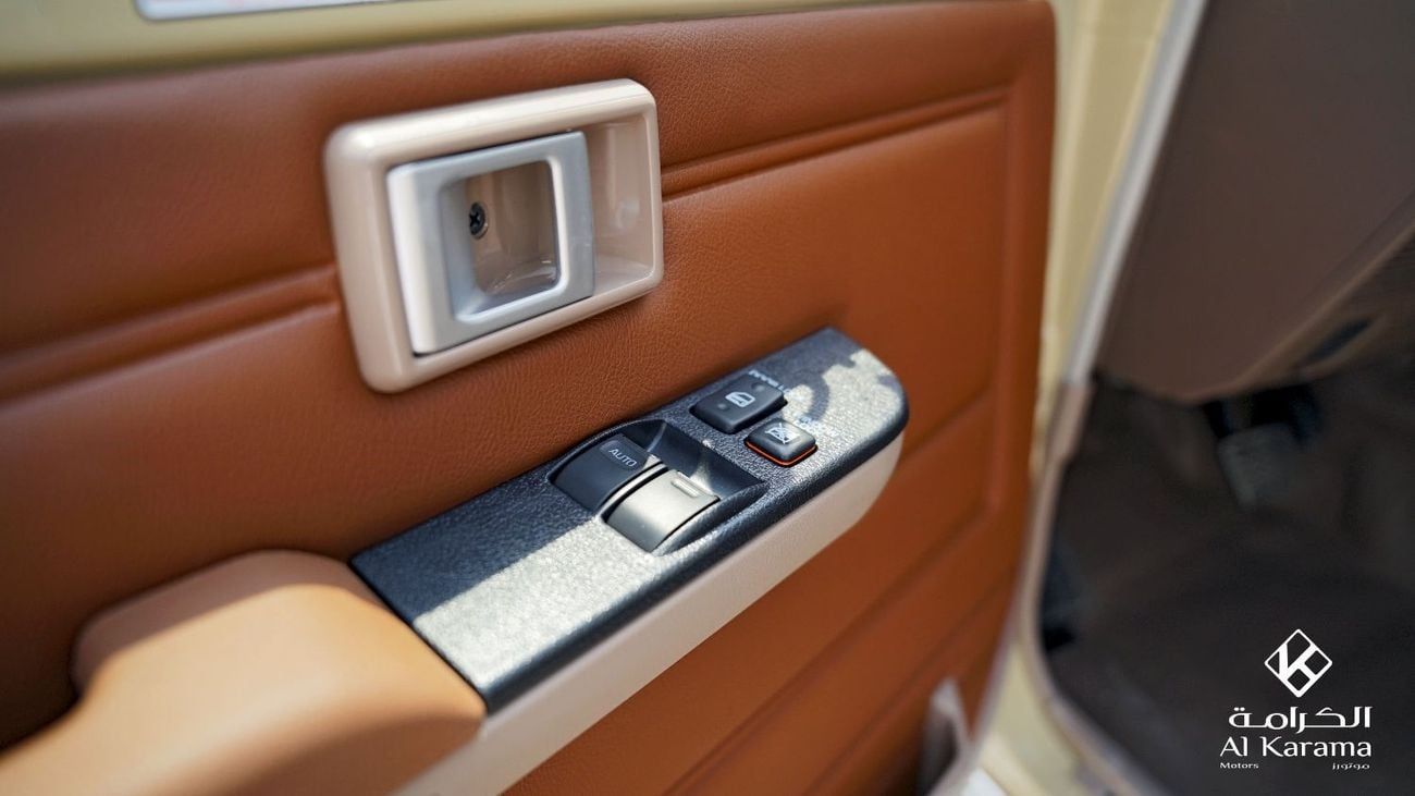 Toyota Land Cruiser Pick Up 2.8L | LX 4x4 Diesel | Alloy Wheel | Rear camera | Diff Lock | Cruise Control | GCC Specs