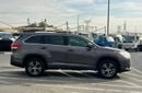 تويوتا هايلاندر 2018 Toyota Highlander LE+ 2.7L V4 - FWD - Petrol - Rare Stock - 7 Seater Rear CAM - 58,200 mileage 