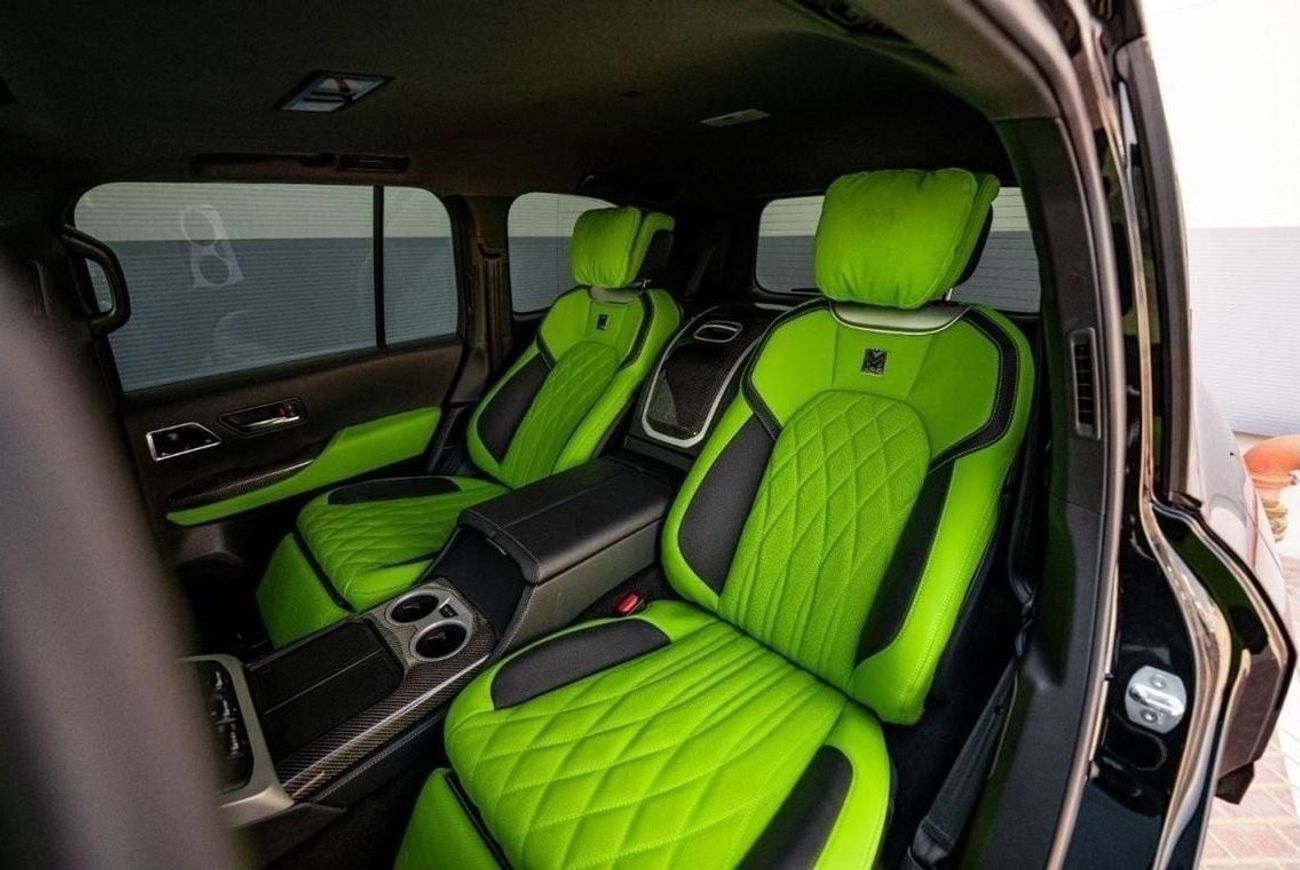 تويوتا لاند كروزر VIP MBS Autobiography 4 Seater Black Edition