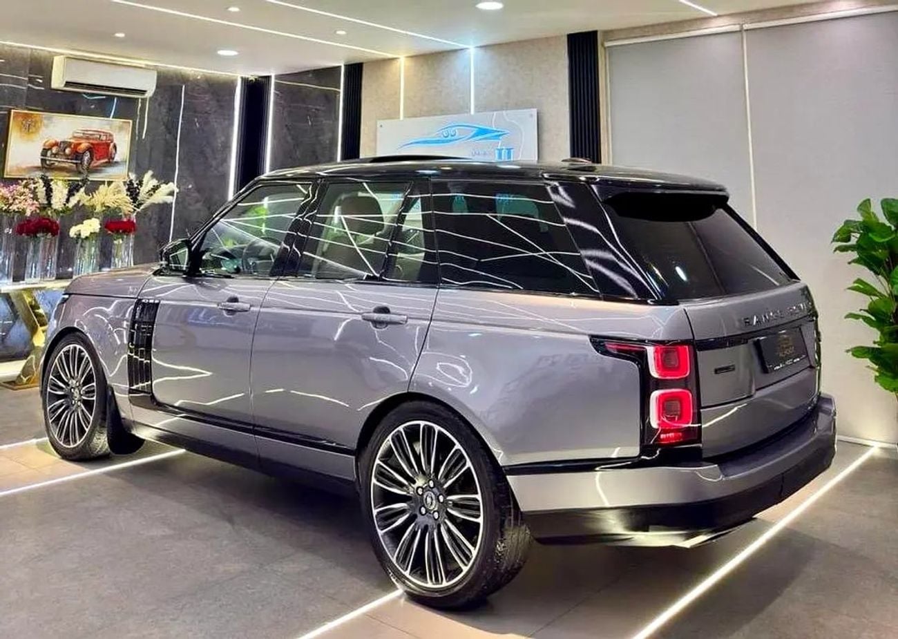 لاند روفر رينج روفر AUTOBIOGRAPHY FACELIFT RR VOGUE V8 || SUPERCHARGED || GCC || TOP RANGE II PANORAMIC|| SERVICED