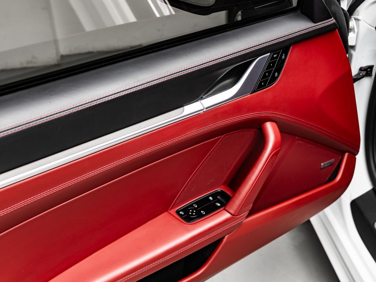 بورش 911 Carrera 3.0L (380 HP) Coupe