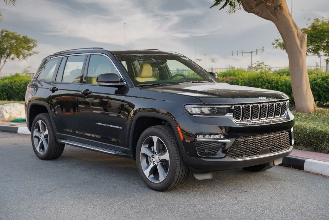 جيب جراند شيروكي 2024 JEEP GRAND CHEROKEE LIMITED GCC BLACK 0 Km