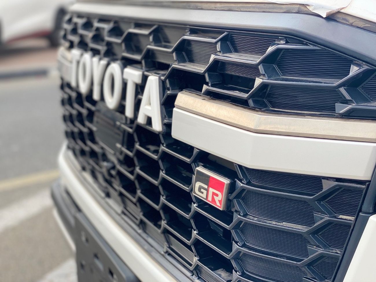 تويوتا لاند كروزر STD GR-S 3.3L
