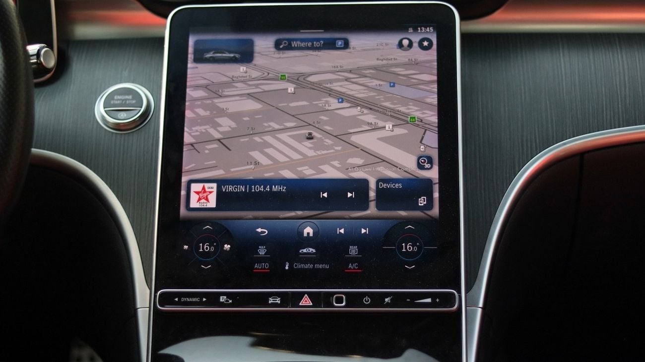 مرسيدس بنز C 200 L Premium 2.0L | Complete Service History | Zero Downpayment Support