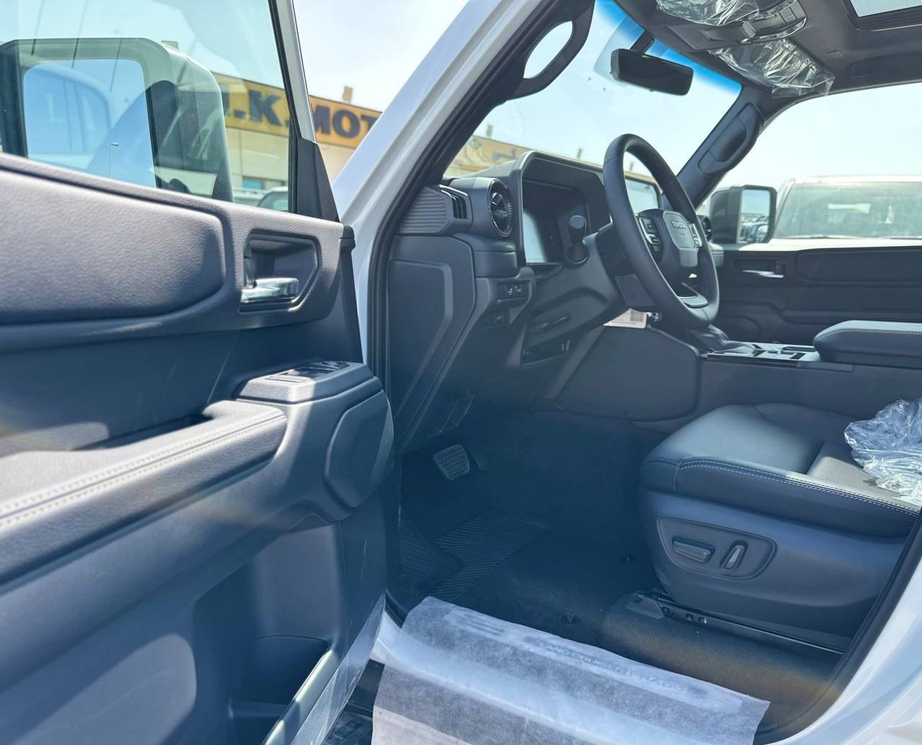 Toyota Prado 2.4L PTR A/T // 2026 // High Option With Leather & Heater & Cooling Seats , DVD&Back Camera // Speci