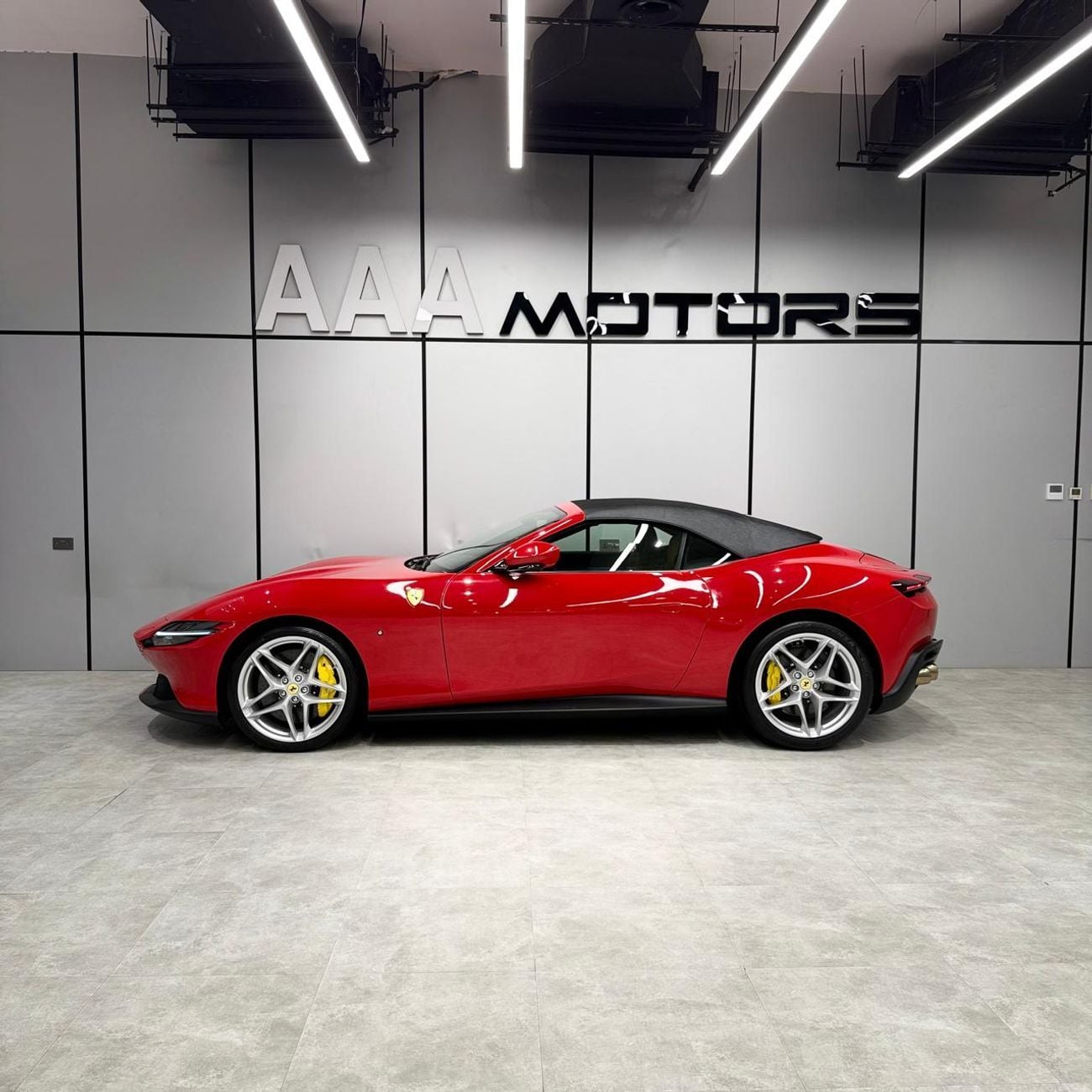 Ferrari Roma Spider | Brand New | GCC Specs with 5 years warranty and 7 years service contract | Latest Ferrari C