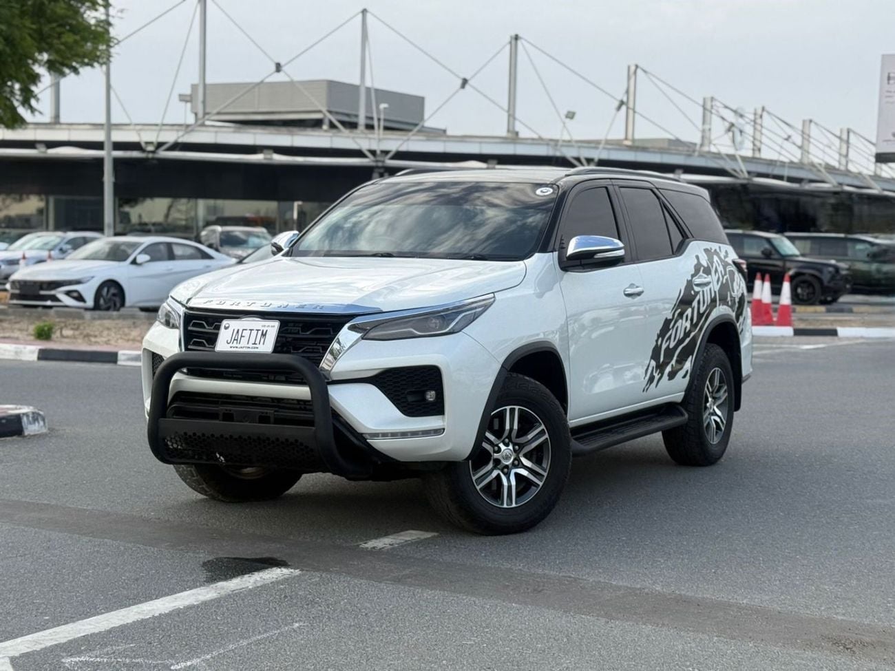 Toyota Fortuner 2016 | 2.8L DIESEL ENGINE | AT | RHD | HEAVY NUDGE BAR | PADDLE SHIFTER | PUSH START ENGINE | CRUISE