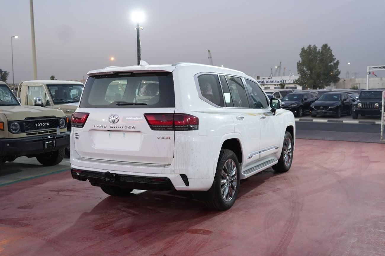 تويوتا لاند كروزر Toyota Land Cruiser LC300 VXR 3.5L TWIN TURBO FULL OPTION MY25