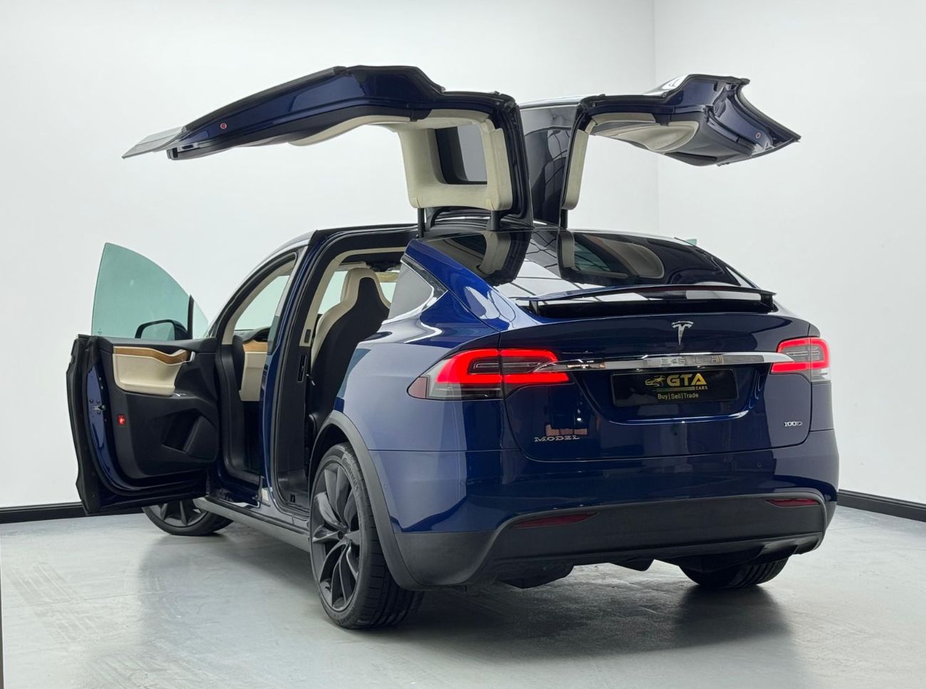 Tesla Model X 2018 Tesla Model X 100D, 2026 Battery Warranty Drive Unit Warranty, Tesla Service History, GCC
